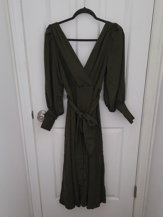 Banana Republic Dresses & Skirts - Banana Republic Olive Green Maxi Wrap Dress with Tie Waist